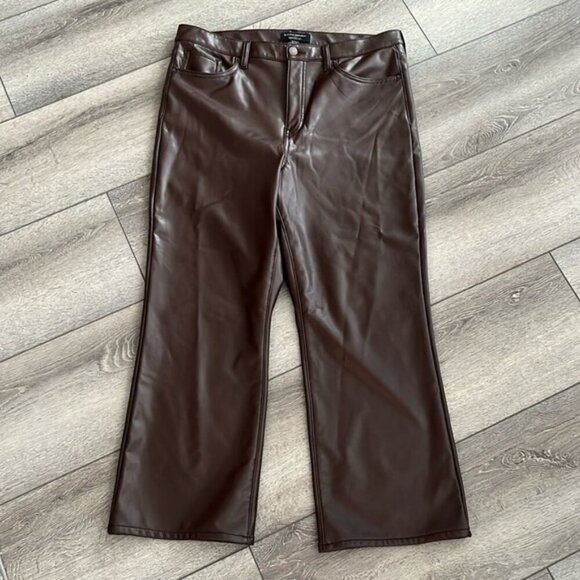 Banana Republic Factory Brown Vegan Leather Cropped Bootcut pant size 14/32 - Picture 2 of 5